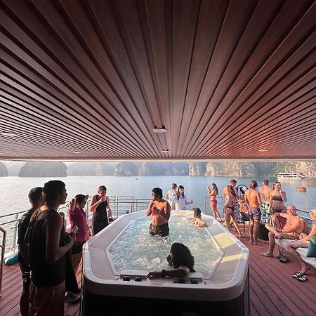 Green Mountain Cat Ba Hotel Dong Khe Sau المظهر الخارجي الصورة